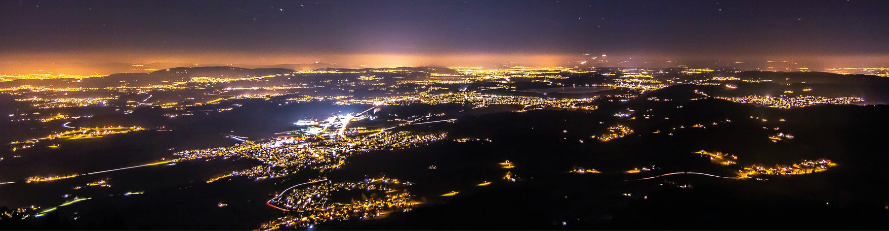 Kunstlicht bei Nacht - Ansätze für eine naturbewusste Außenbeleuchtung