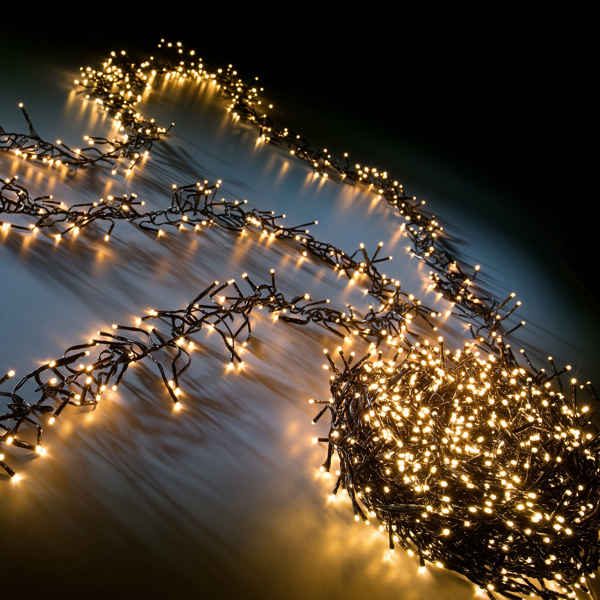 Lumineo LED light chain cluster, warm white, IP44 • Light chains & nets at LEDs.de